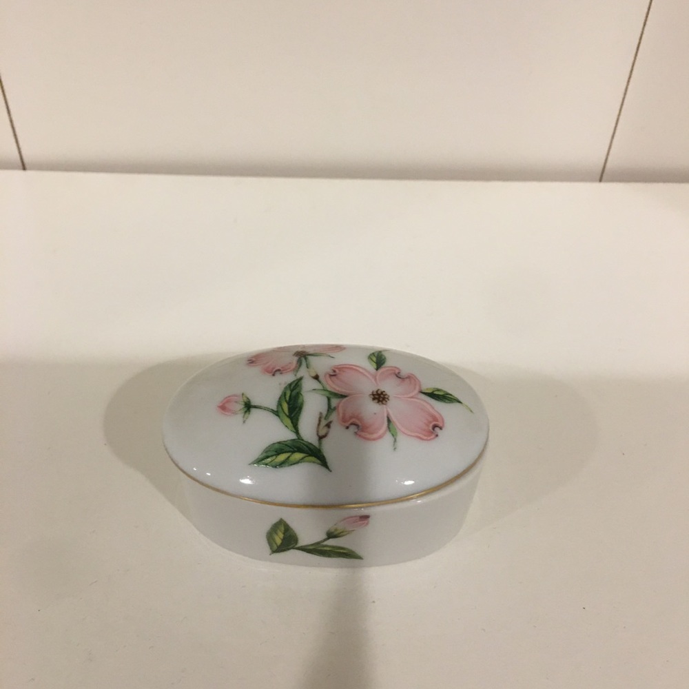 T.W.E. Atlanta-Hand Painted Porcelain Trinket